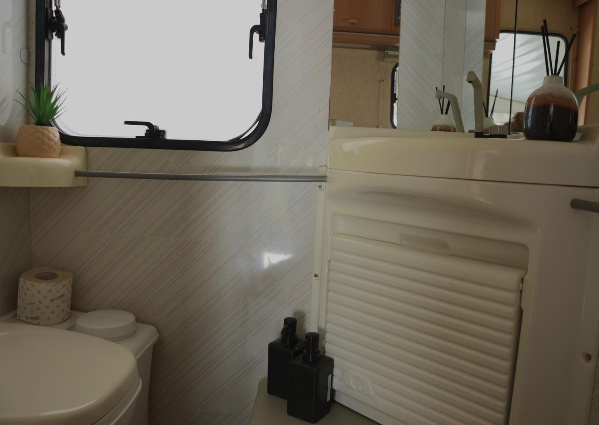 Camping Italia 90 Caravans Домазо Экстерьер фото